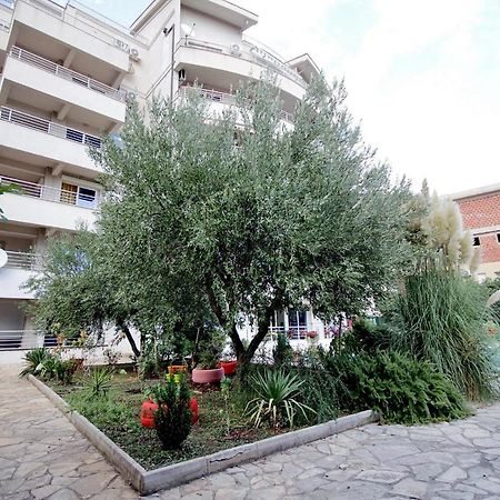 Blue Sky Apartment Petrovac 外观 照片