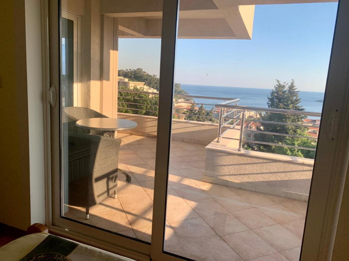Blue Sky Apartment Petrovac 外观 照片