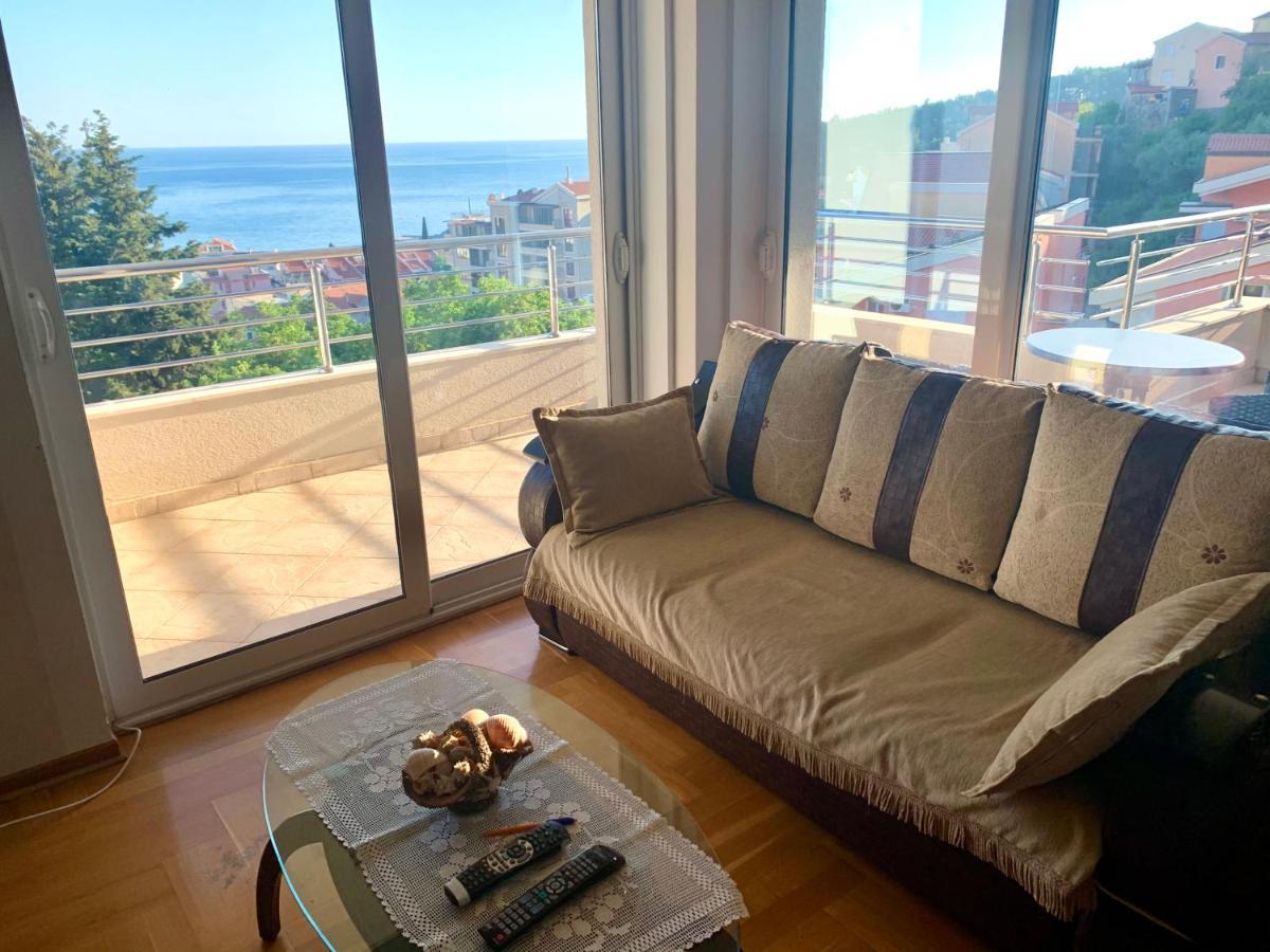 Blue Sky Apartment Petrovac 外观 照片